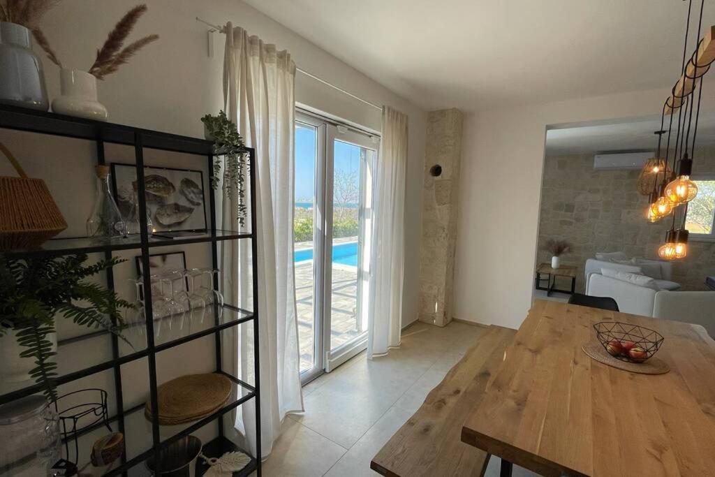 Villa Katarina - Grosser Pool Beheizt - Meerblick Vrsi Esterno foto